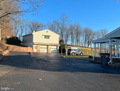 1660 S Hanover St, Pottstown, PA 19465 - photo 7