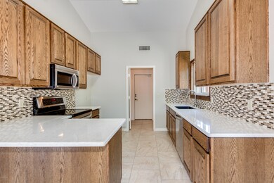 Kitchen pic 2