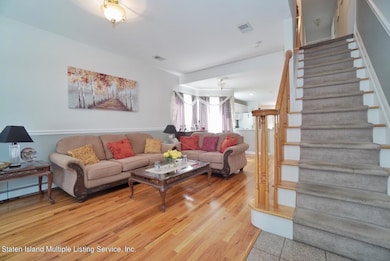 132 Camden Ave, Staten Island, NY 10309 - photo 4