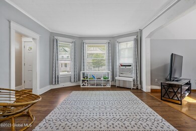 1017 Baker Ave-12