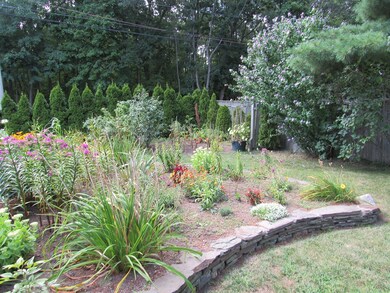 93 Linden Ave, Swampscott, MA 01907 - photo 2