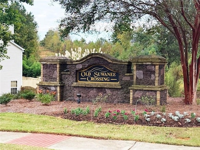 3998 Oak Crossing Dr NE, Suwanee, GA 30024 - photo 5