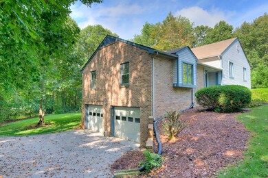 211 Pine Dr, Blacksburg, VA 24060 - photo 4