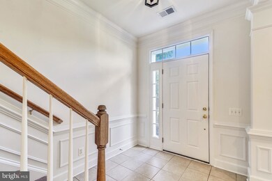 2522 Walnut Leaf Ln, Herndon, VA 20171 - photo 4