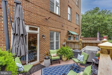 904 Slaters Ln, Alexandria, VA 22314 - photo 3