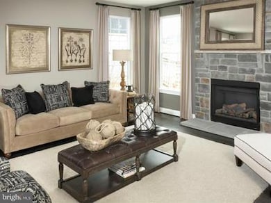 11528 Elk Horn Dr, Clarksburg, MD 20871 - photo 7