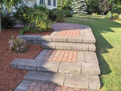 21 Pheasant Hill Ln, Methuen, MA 01844 - photo 2