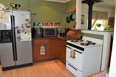 42 W Thomas Rd, Lunenburg, VT 05906 - photo 6