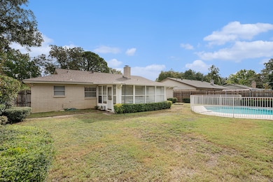 2420 Monterrey St, Arlington, TX 76015 - photo 2