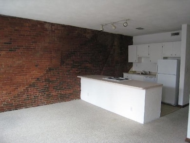 129 Fulton St unit 4, Boston, MA 02109 - photo 2