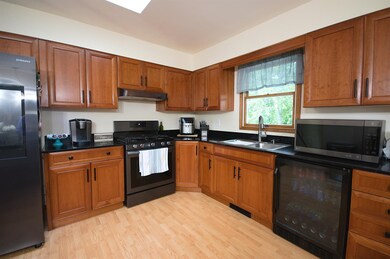 10030 Buchanan Ct, Crown Point, IN 46307 - photo 5