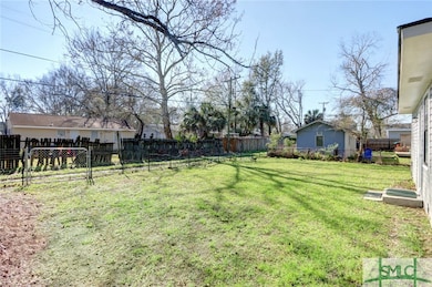 2033 E 41st St, Savannah, GA 31404 - photo 4