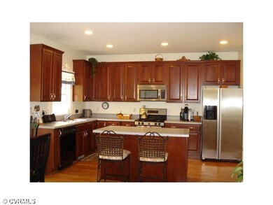 Kitchen - You will love cooking and spending time 
