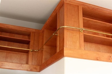 1642 Inverness Dr, Medford, OR 97504 - photo 5