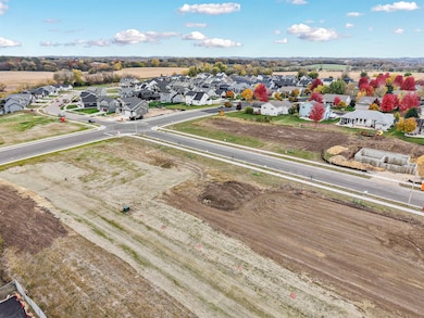 304 Michelle Ln, Cottage Grove, WI 53527 - photo 2