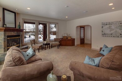 2280 NW Meadow Ct, Bend, OR 97703 - photo 6