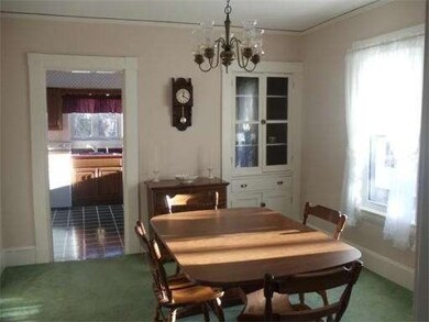 82 Curve St, Needham, MA 02492 - photo 4