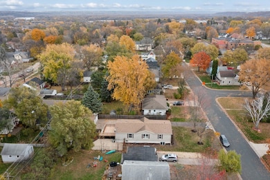 606 8th St W, Hastings, MN 55033 - photo 5