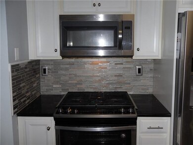 Gas Stove with Center Warming Grill and Convection