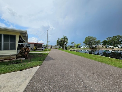 10301 1st Way N unit 149, St. Petersburg, FL 33716 - photo 6