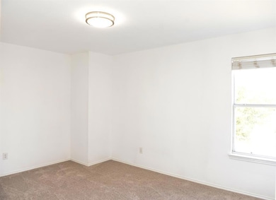 1301 Eagle Wing Ln, Denton, TX 76210 - photo 3