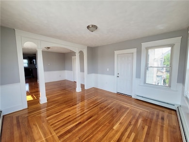 827 Main St unit 3, Pawtucket, RI 02860 - photo 2