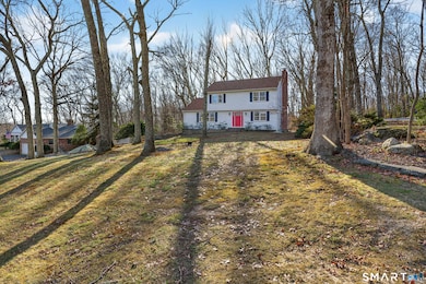 29 Legendary Rd, East Lyme, CT 06333 - photo 4