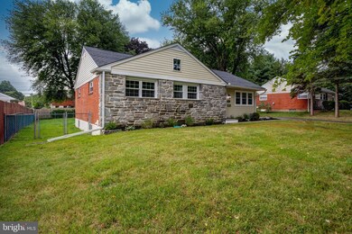 409 S New Ardmore Ave, Broomall, PA 19008 - photo 2