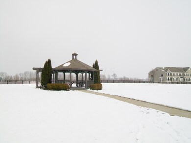 6502 Crab Apple Dr, Canal Winchester, OH 43110 - photo 3