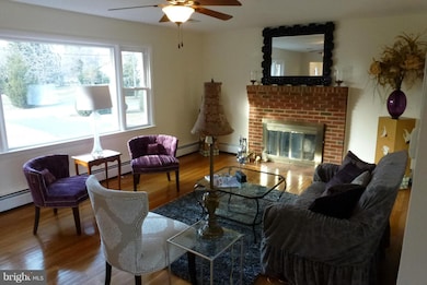 8003 Hillcrest Dr, Manassas, VA 20111 - photo 6