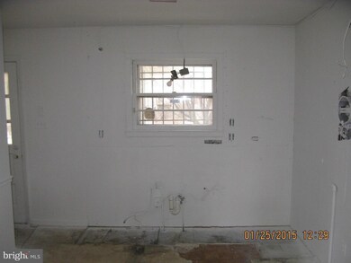 5509 Highmount Ln, Capitol Heights, MD 20743 - photo 3