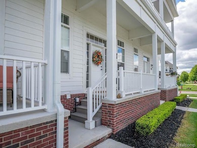 53558 Champlain St, Macomb, MI 48042 - photo 2