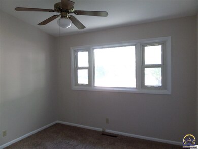 3400 SW Twilight Dr, Topeka, KS 66614 - photo 6