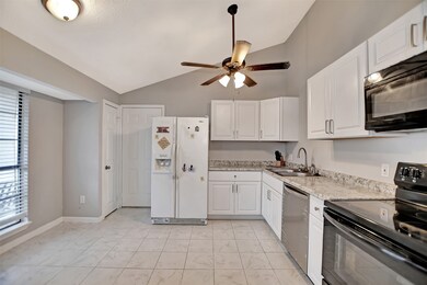 24122 Kennedy Ranch Ln, Hockley, TX 77447 - photo 3