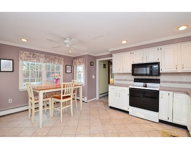 9 Jefferson Ave, Northbridge, MA 01534 - photo 4