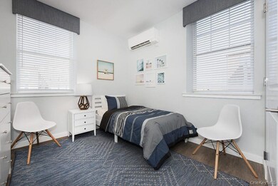 300 Carleton Ave unit 5207, Central Islip, NY 11722 - photo 7