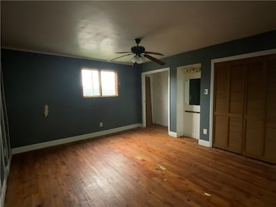 1633 E Maiden St, Washington, PA 15301 - photo 4