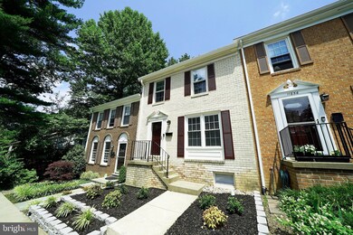 11854 Abercorn Ct, Reston, VA 20191 - photo 2