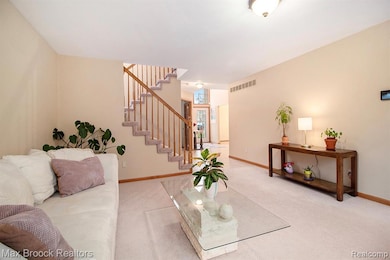 1882 Bay Mt Ln, Commerce Township, MI 48382 - photo 7