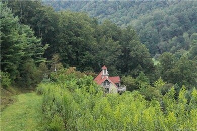 390 Cane Mountain Ln, Burnsville, NC 28714 - photo 6