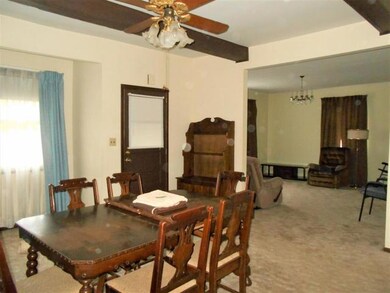 Formal Dining Rm opens to Living Rm