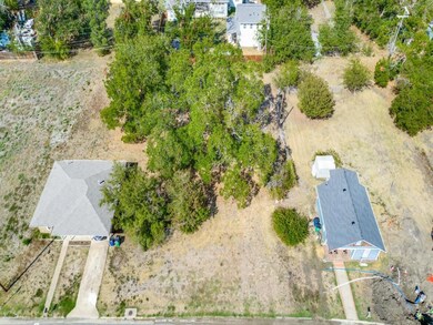 408 E Pecan St, Celina, TX 75009 - photo 4