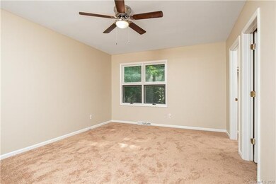 152 Sparrow Rd unit 75, Statesville, NC 28625 - photo 7