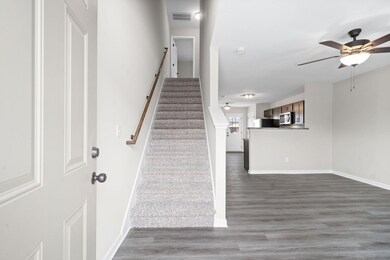 931 Professional Park Dr unit 1B, Clarksville, TN 37040 - photo 3