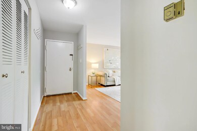 856 Quince Orchard Blvd unit T-2, Gaithersburg, MD 20878 - photo 6