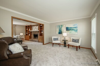 188 Cassin Rd, Naperville, IL 60565 - photo 3