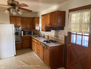 7 Irwin Place, Hazlet, NJ 07730 - photo 6