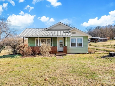 71 Lower Glady Fork Rd, Candler, NC 28715 - photo 5