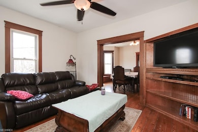 Built in entertainment center
