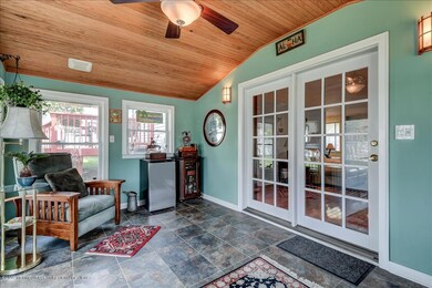 611 Laurel Ave, Hazlet, NJ 07730 - photo 5